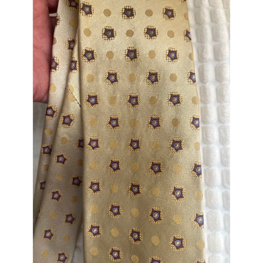 Tom James Gold Executive Collection Tie